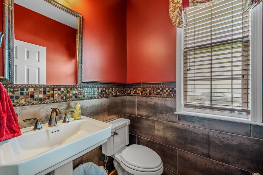 Building Photo - 288 Cirrus Way