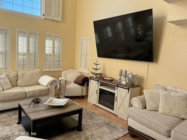 Building Photo - 110 Ocean Hollow Ln