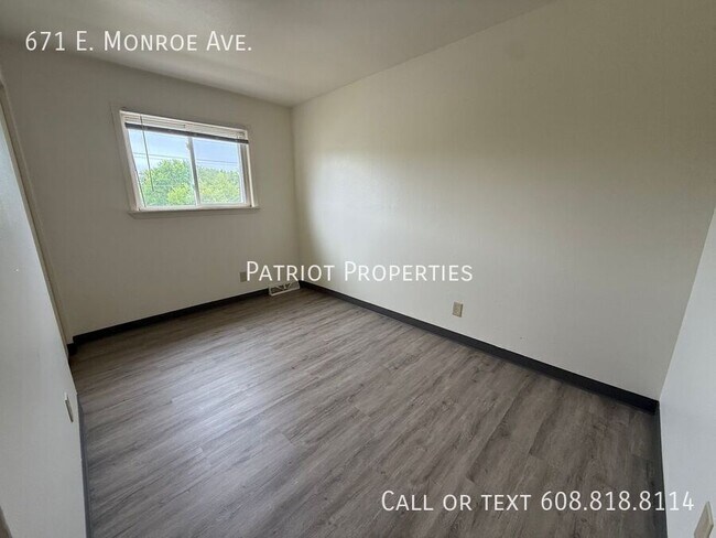 Building Photo - 671 E Monroe Ave