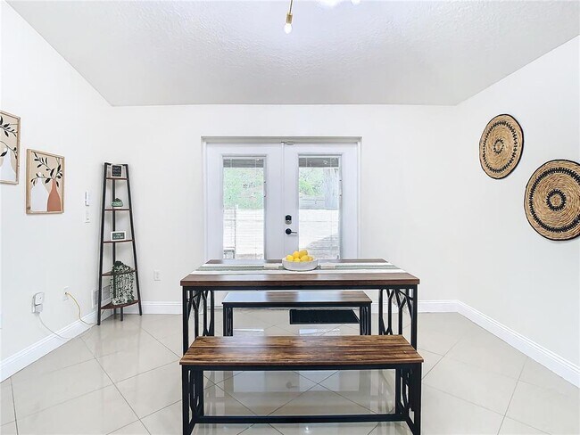 Building Photo - 2907 W Arch St