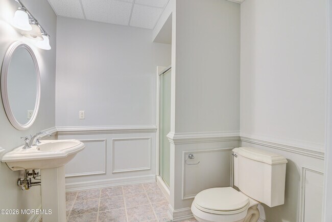 Building Photo - 9 Mackenzie Ct