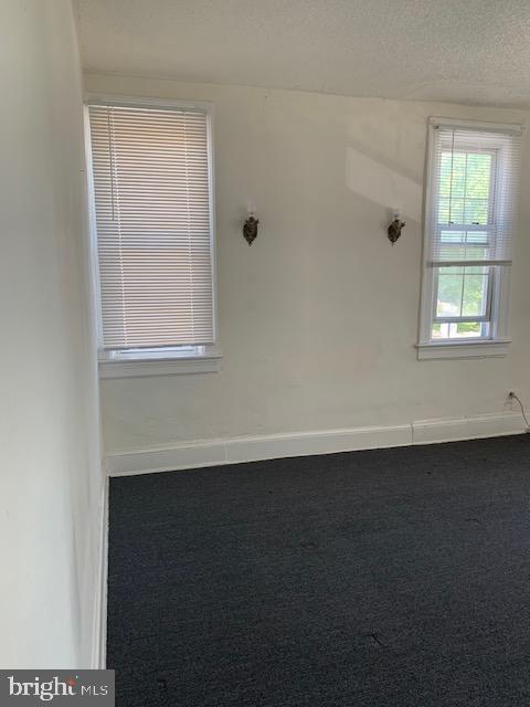 Building Photo - 1142 N Stuart St