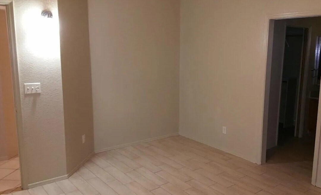 Building Photo - 8431 E Heath Ct