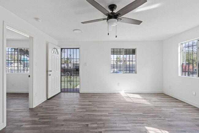 Building Photo - For Rent: Fully Remodeled 3BR Duplex | $2,600/month