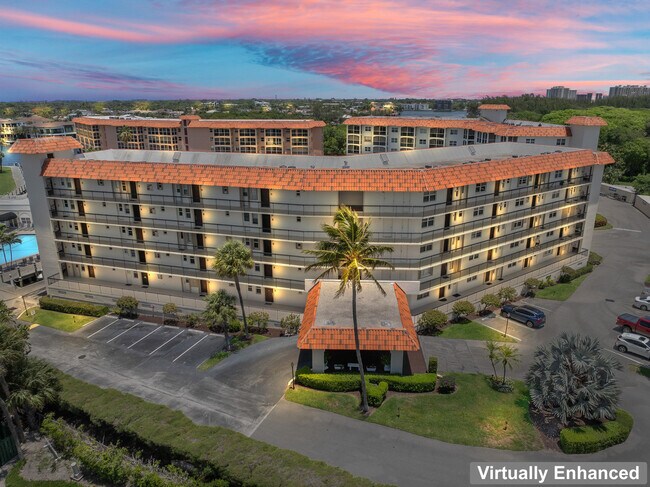 Building Photo - 2871 N Ocean Blvd