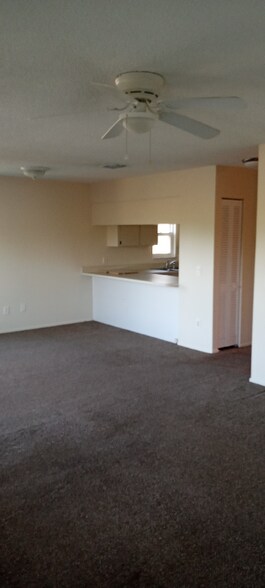 Building Photo - 2015 McMullen Ave