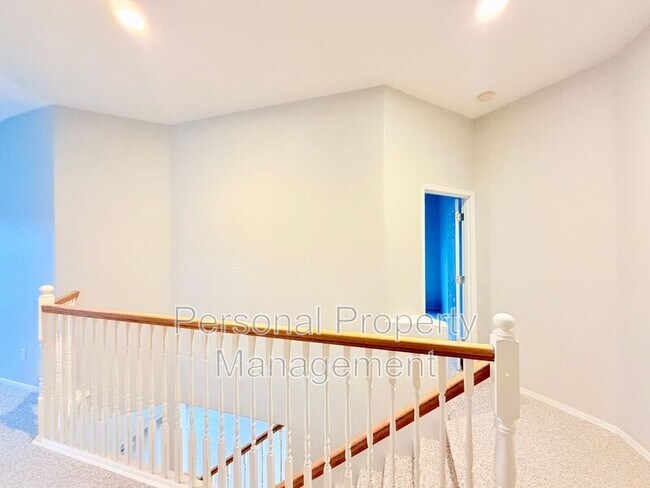 Building Photo - 2014 SW 11th St