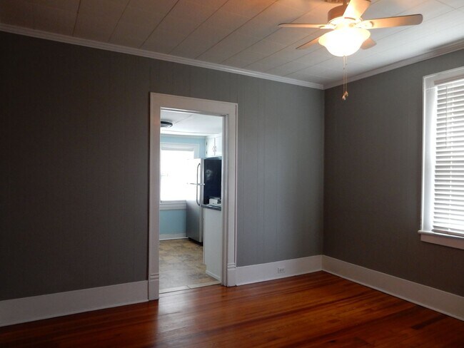 Building Photo - Allison/434