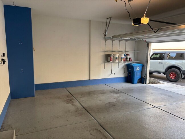 Building Photo - Gated 3-Bedroom Home with Community Pool Near Fort Apache & Blue Diamond