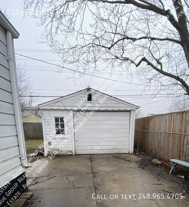 Building Photo - 21171 Dexter Blvd