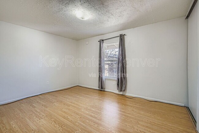 Building Photo - 12162 Melody Dr