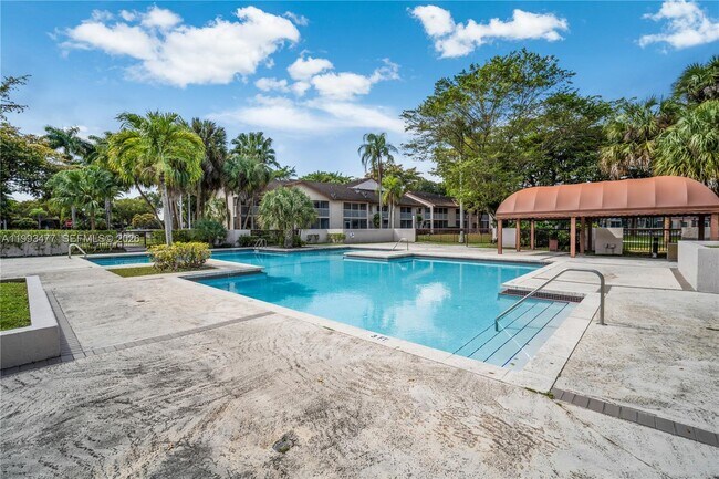 Building Photo - 13924 SW 90th Terrace