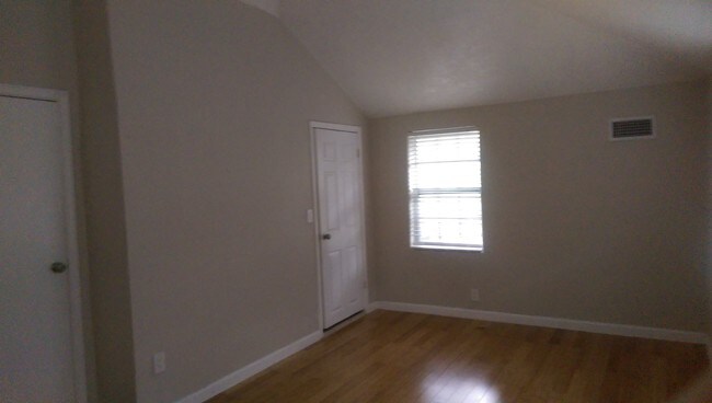 Building Photo - 3800 Garrott St