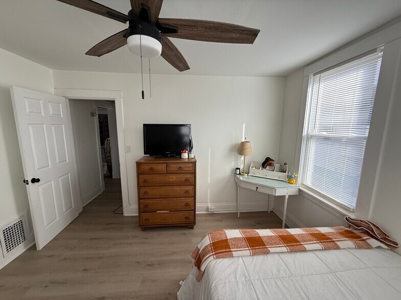 Building Photo - 4539 Smith Rd