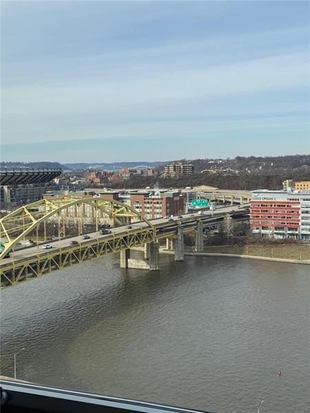 Building Photo - 320 Fort Duquesne Blvd