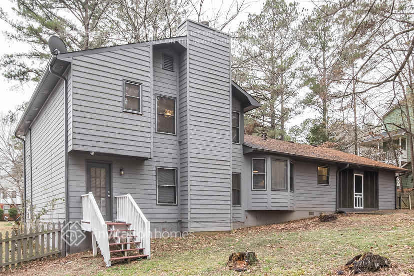 Building Photo - 2850 Shiloh Way