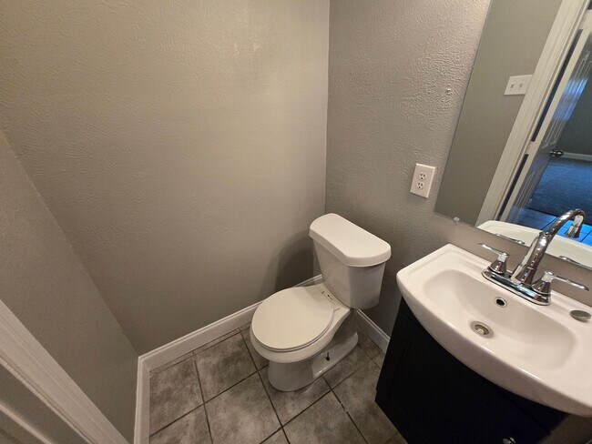 Building Photo - 1801 Archery Ln