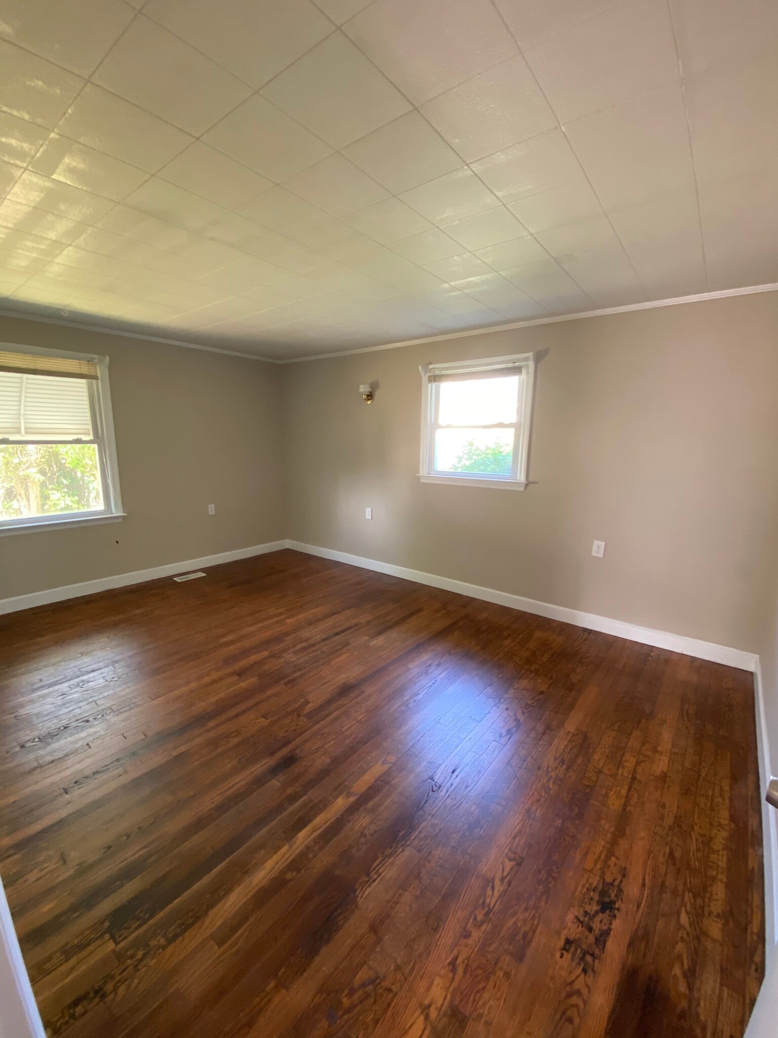 Building Photo - 725 Washington St