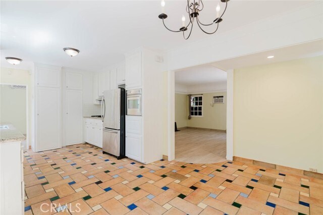 Building Photo - 11036 Fruitland Dr