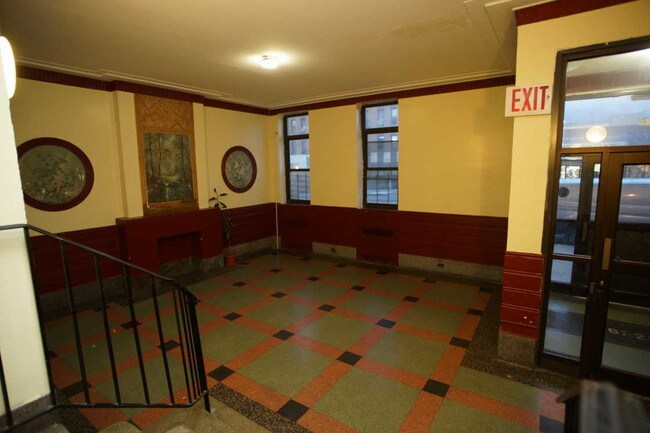 Building Photo - 6220 Bay Pkwy