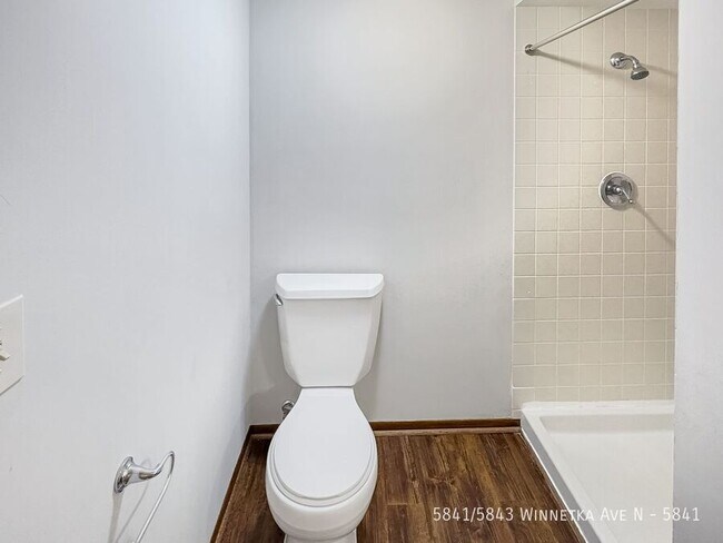 Building Photo - 5841/5843 Winnetka Ave N-5841