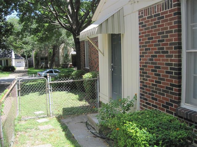 Building Photo - 6260 Martel Ave