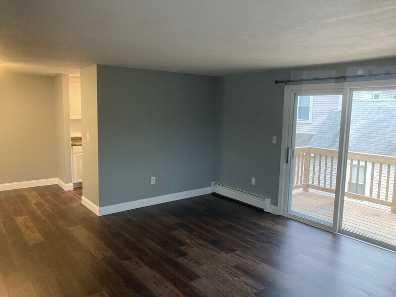 Building Photo - 91 Pickering Rd