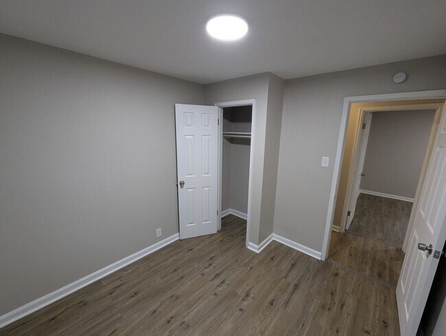 Building Photo - Grenshaw Greatness