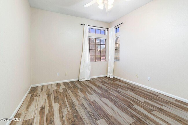 Building Photo - 7421 S Kachina Dr
