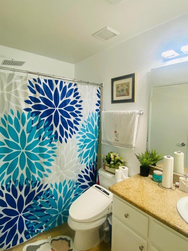 Building Photo - 2695 Somerset Park Cir