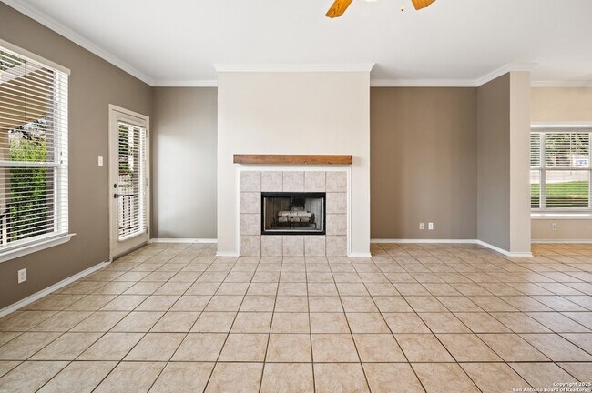 Building Photo - 207 Verde Ridge
