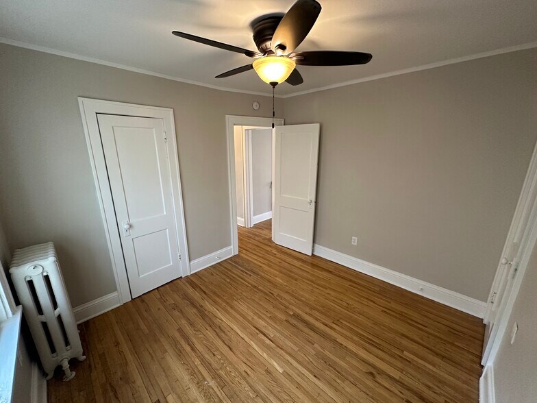 Building Photo - 235 Logan Ave N