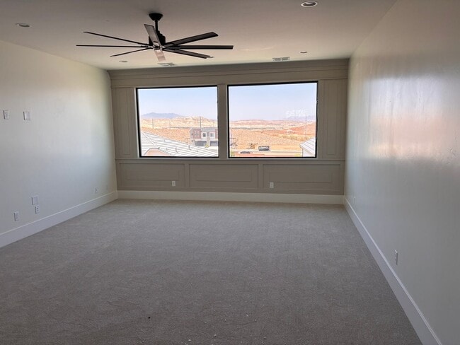 Building Photo - BRAND NEW 5 bed | 3.5 bath | 3 car garage ...
