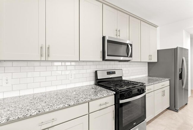 Building Photo - 4918 Pne Hvn Ln