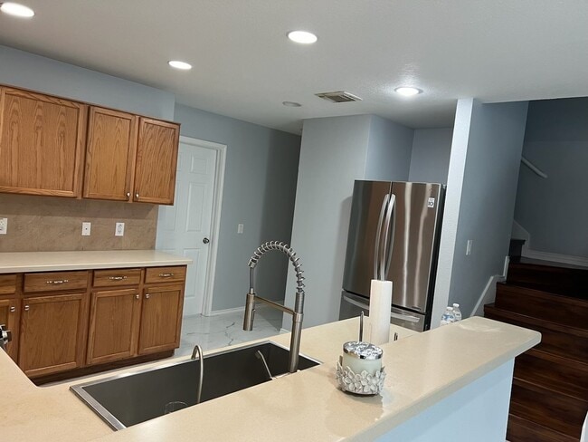 Building Photo - 5702 La Crema