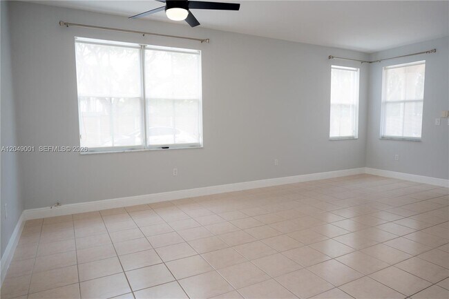 Building Photo - 12164 SW 124th Ct