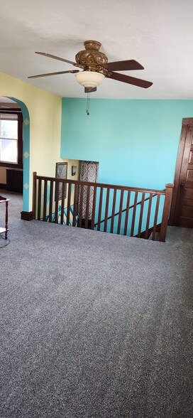 Building Photo - 340 S Jackson St