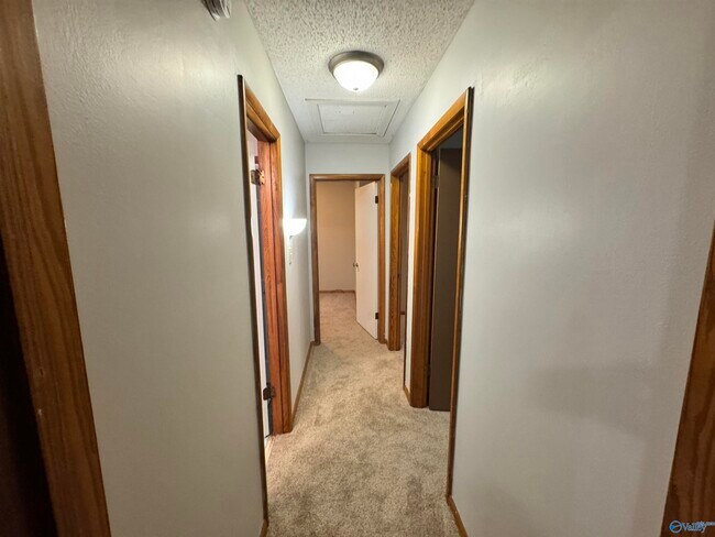 Building Photo - 3812 Melody Cir NE