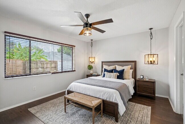 Building Photo - Charming 3-Bedroom Home in Desirable Oviedo!