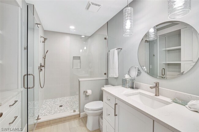 Building Photo - 400 Flagship Dr