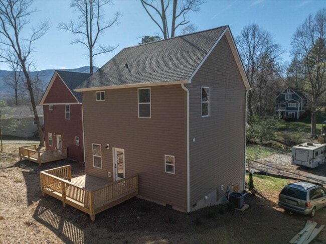 Building Photo - 131 Owenby Ln