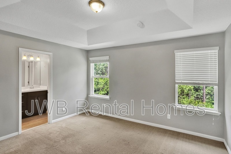 Building Photo - 409 Richmond Dr