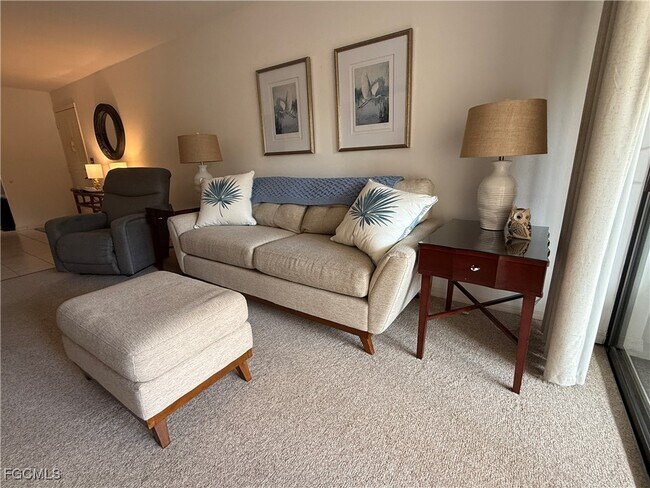 Building Photo - 6146 Whiskey Creek Dr