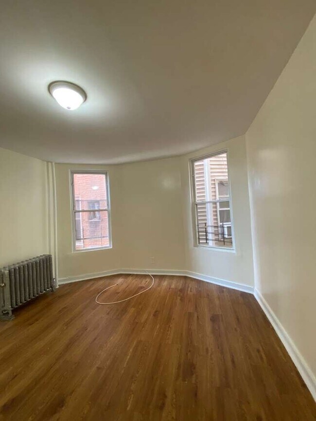 Building Photo - 117 Ludlow St