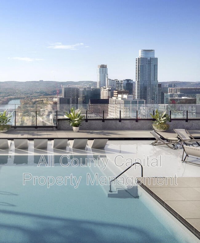 Building Photo - 84 East Ave