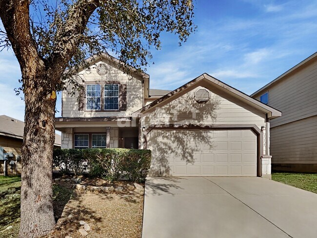 Primary Photo - 114 Fontana Albero