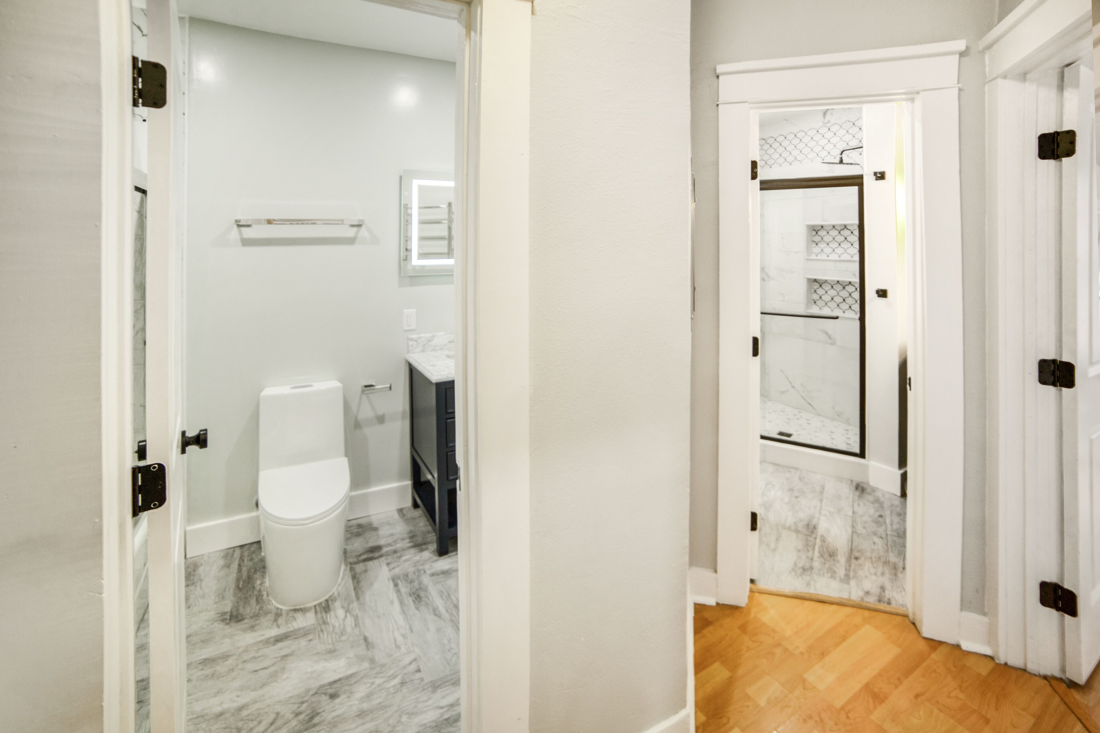 Building Photo - 1426 E Florida St