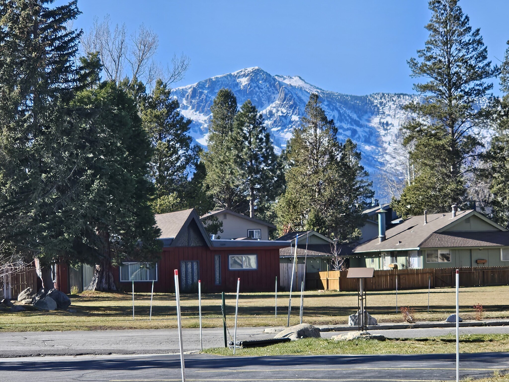 Building Photo - 477 Ala Wai Blvd