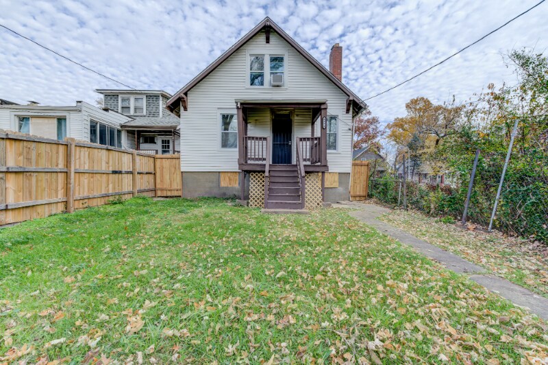 Building Photo - 6024 Lucille Ave