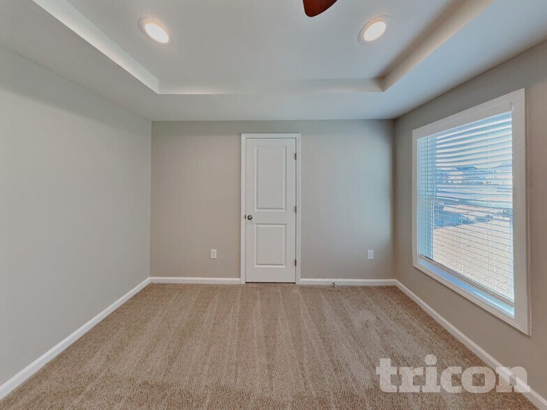 Building Photo - 123 Diploma Dr